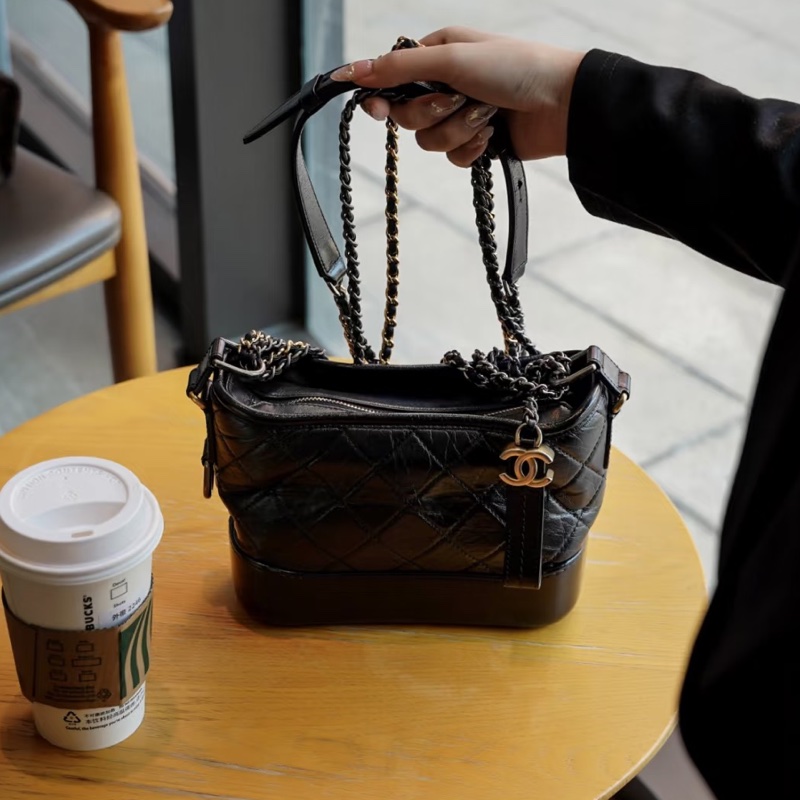 CHANEL香奈兒黑金小號流浪包單肩斜🌹低價出售-8