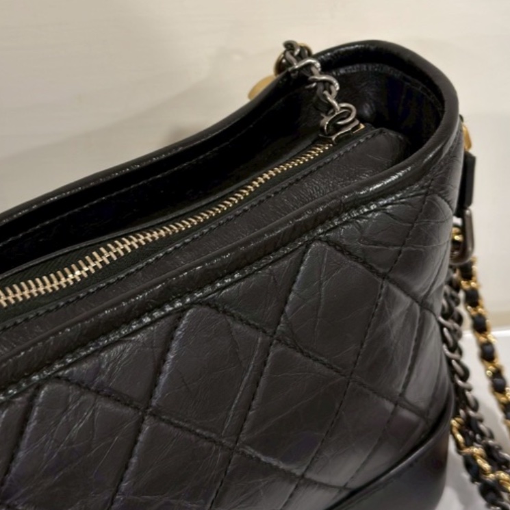 CHANEL香奈兒黑金小號流浪包單肩斜🌹低價出售-16