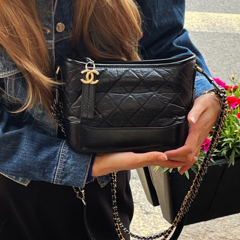 CHANEL香奈兒黑金小號流浪包單肩斜🌹低價出售-32