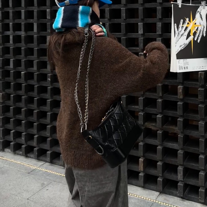 CHANEL香奈兒黑金小號流浪包單肩斜🌹低價出售-35