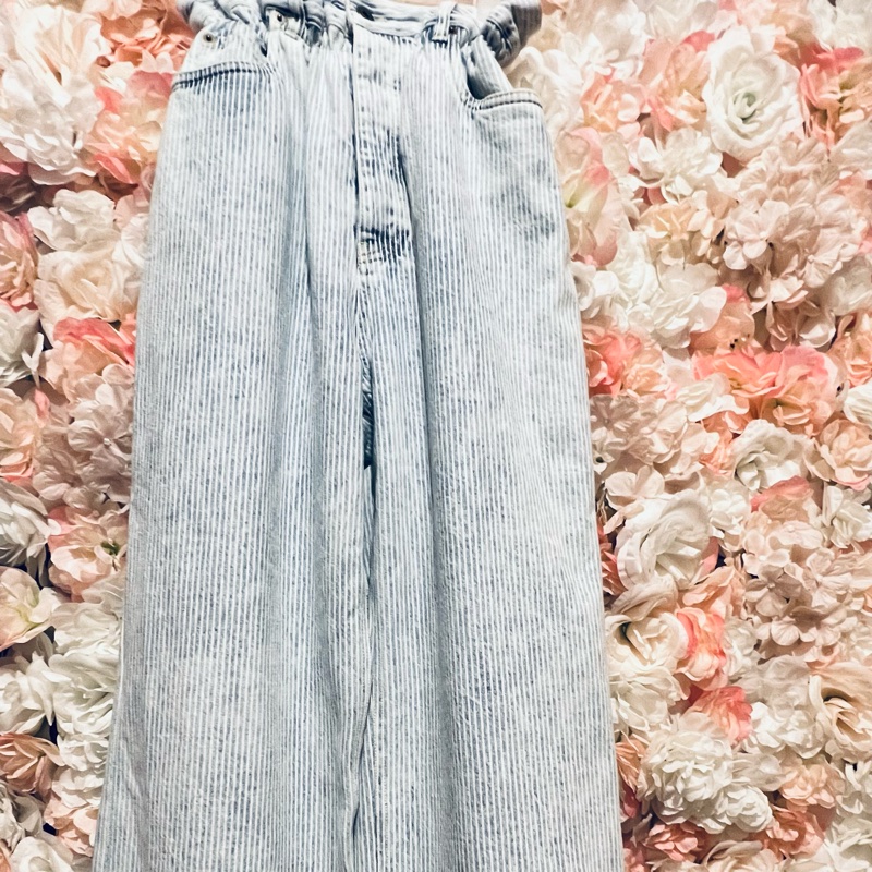 Miumiu花苞牛仔褲24碼-0