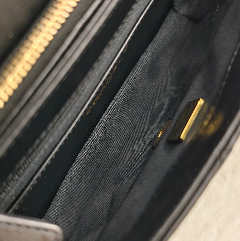 chanel香奈兒23b 金柱cf黑金-4