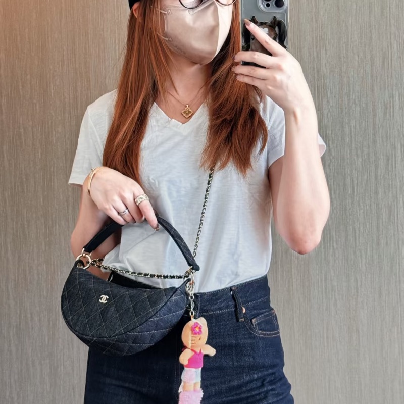 Chanel 半月月牙包🌙時髦單寧牛仔-全新品-3