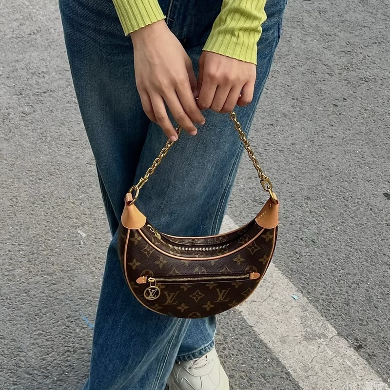 #LOUIS VUITTON路易威登老花LOOP芯片款月亮包🐞附肩帶-21