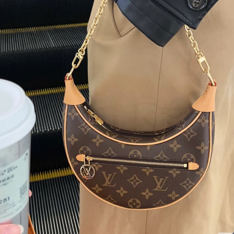 #LOUIS VUITTON路易威登老花LOOP芯片款月亮包🐞附肩帶-37