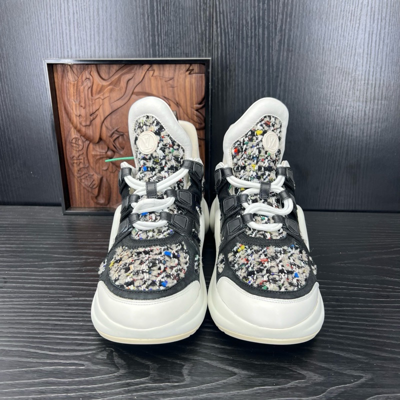 Louis Vuitton路易威登 archlight 白黑毛 38.5 碼-1