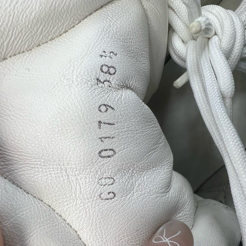 Louis Vuitton路易威登 archlight 白黑毛 38.5 碼-7