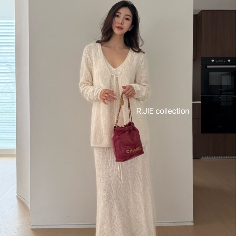 全新全配❤️晶片❤️ 香奈兒 #22bag #mini #酒紅色 #毛呢-1