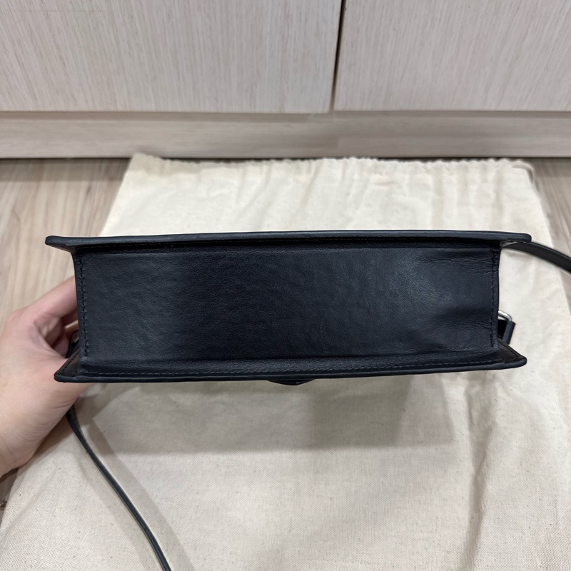 JACQUEMUS Crossbody flap bag-8