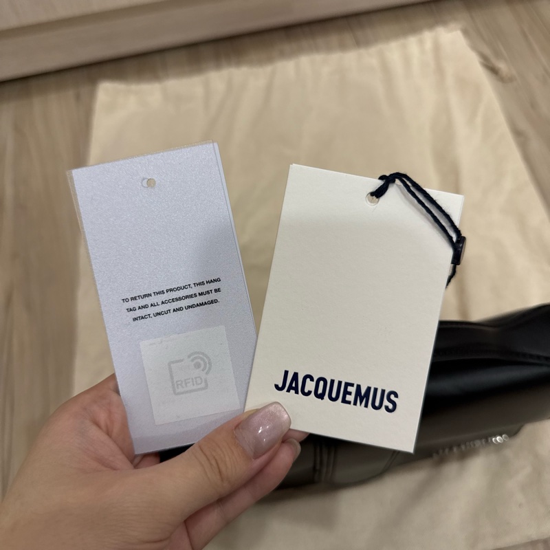 JACQUEMUS Crossbody flap bag-15
