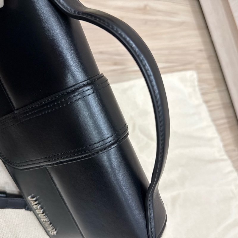 JACQUEMUS Crossbody flap bag-19