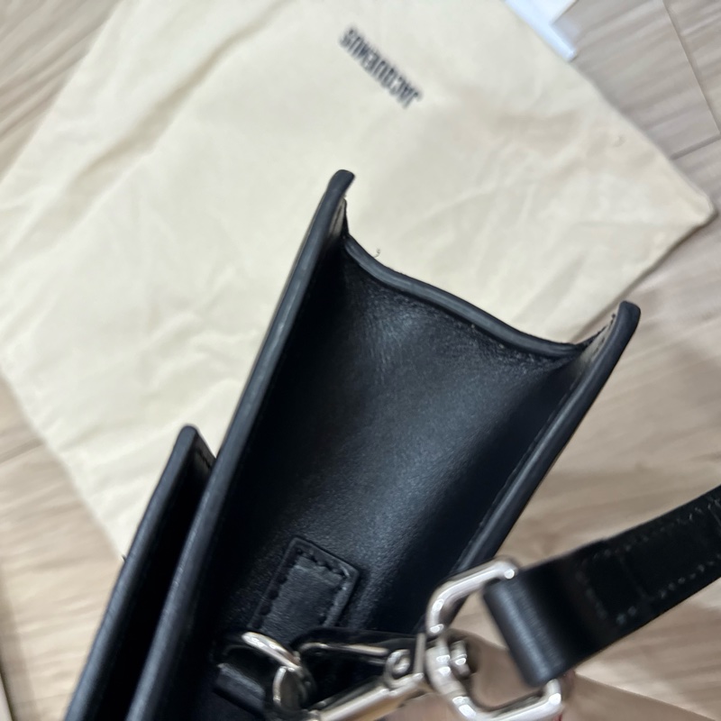 JACQUEMUS Crossbody flap bag-20