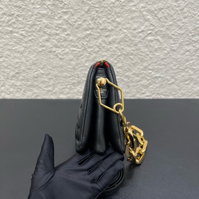 99新LV路易威登coussin bb泡芙包黑色羊皮老花壓紋包-3
