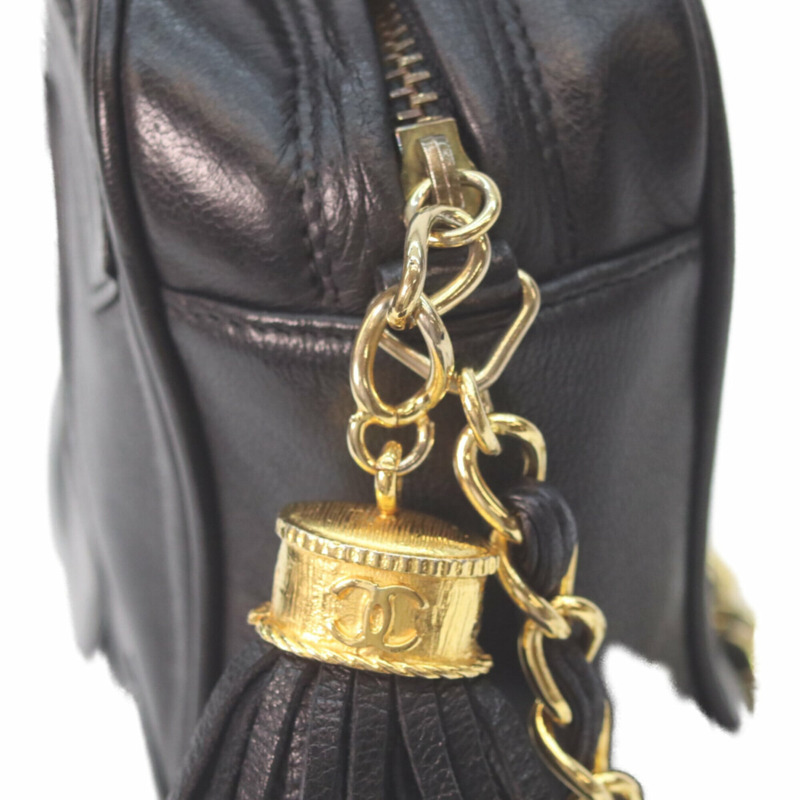 香奈兒黑色小羊皮迷你肩背包，搭配金色五金配件、Coco標誌和流蘇 - 女士-5