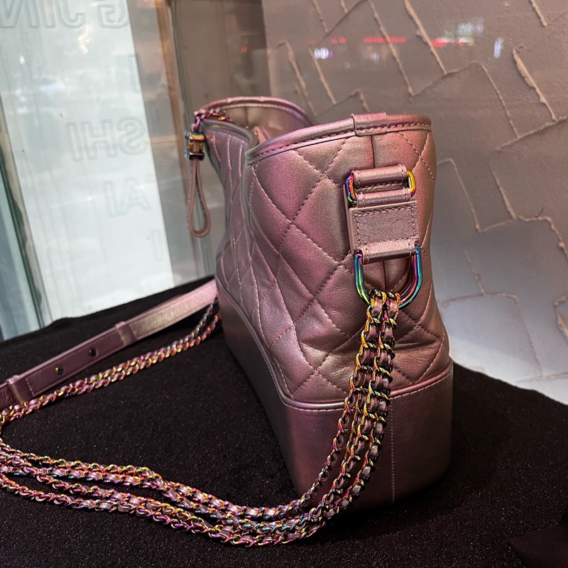 【96新 ✨ 全網最低價!】 Chanel香奈兒 限量款 人魚🧜🏻♀️ 紫色幻彩 流浪包 中號 牛皮(下單前先詢問庫存❗️)-4