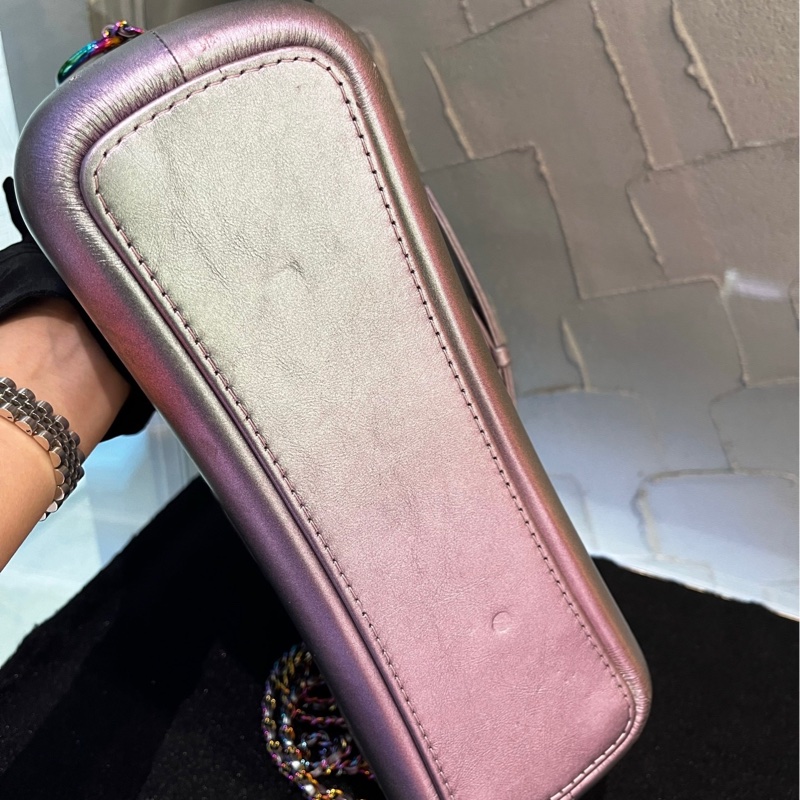 【96新 ✨ 全網最低價!】 Chanel香奈兒 限量款 人魚🧜🏻♀️ 紫色幻彩 流浪包 中號 牛皮(下單前先詢問庫存❗️)-6