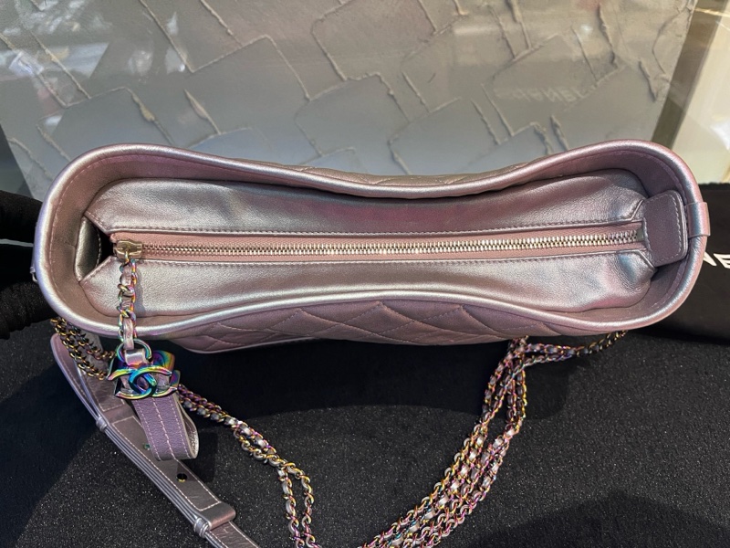 【96新 ✨ 全網最低價!】 Chanel香奈兒 限量款 人魚🧜🏻♀️ 紫色幻彩 流浪包 中號 牛皮(下單前先詢問庫存❗️)-7