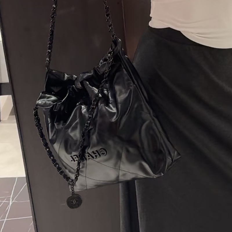 熱門稀有款😍Chanel香奈兒soblack全黑小號22bag垃圾袋單肩手提包-2