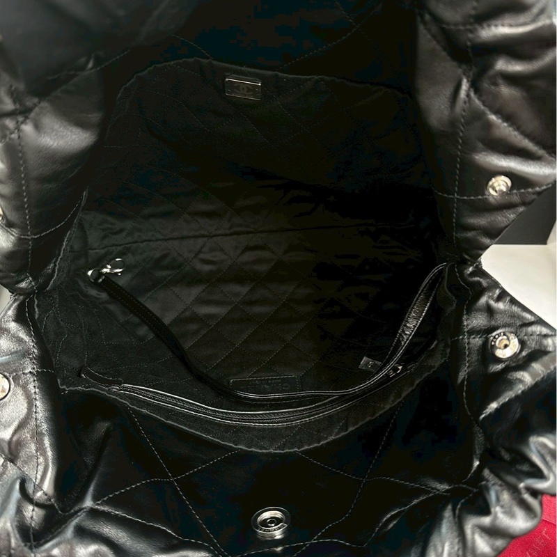 熱門稀有款😍Chanel香奈兒soblack全黑小號22bag垃圾袋單肩手提包-11