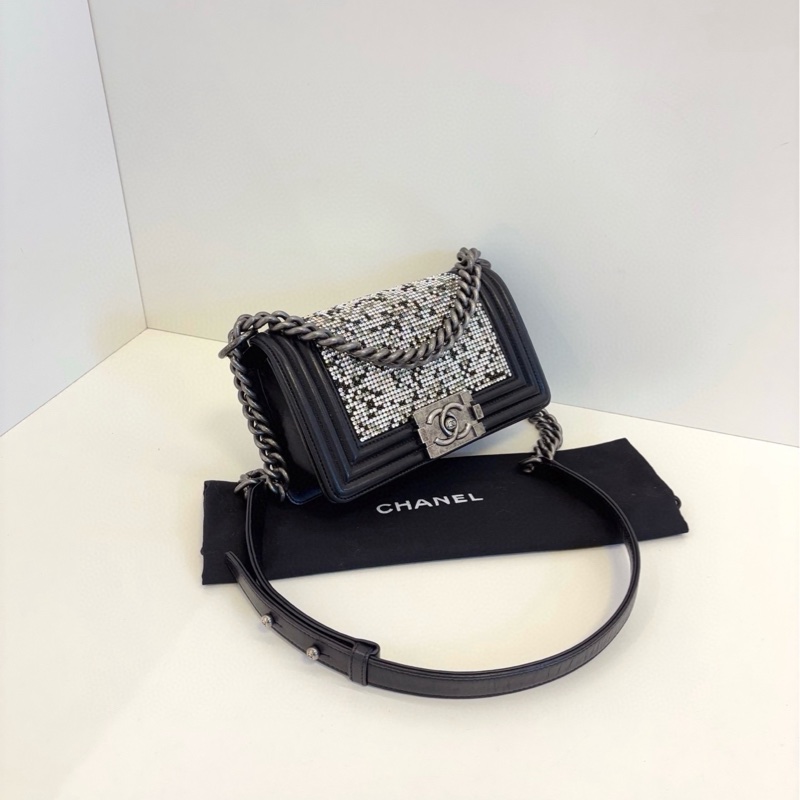 ✨Chanel Leboy限量滿鑽銀扣 小號💎-3