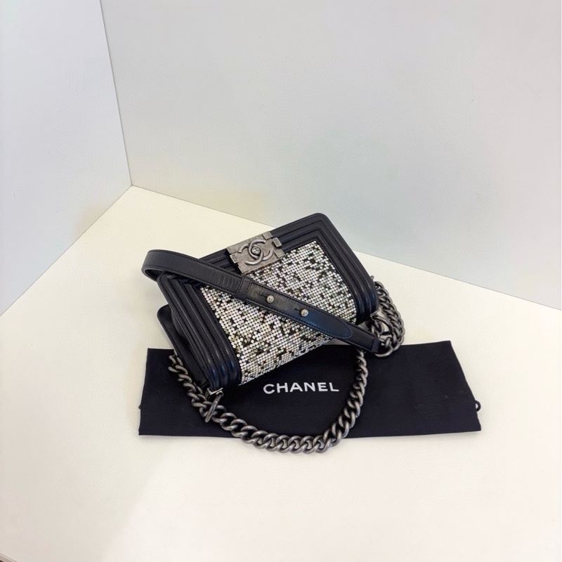 ✨Chanel Leboy限量滿鑽銀扣 小號💎-6