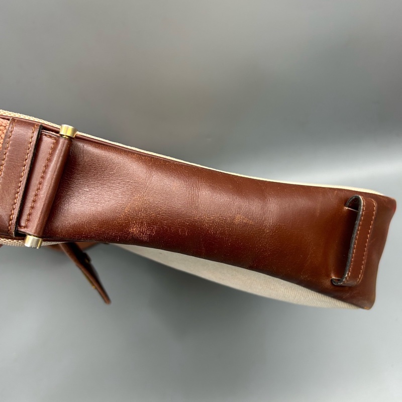 【90新 ✨ 全網最低價!】 中古Hermes愛馬仕 單肩包 斜挎包 金扣 經典款式 帆布拼牛皮 (下單前先詢問庫存❗️❗️)-10