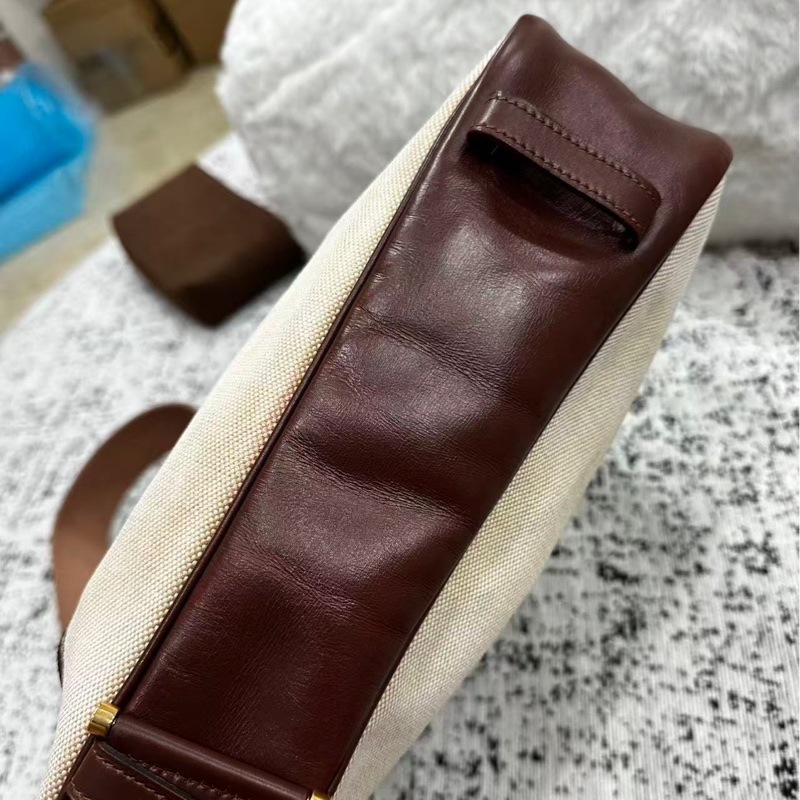 【90新 ✨ 全網最低價!】 中古Hermes愛馬仕 單肩包 斜挎包 金扣 經典款式 帆布拼牛皮 (下單前先詢問庫存❗️❗️)-9