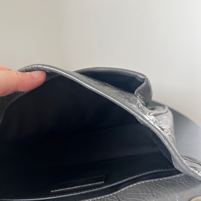 ✨Saint Laurent Niki 灰色小號 99新🩶-8