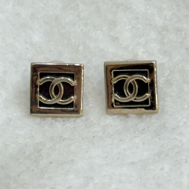 Chanel 23A 雙C方塊耳環-4