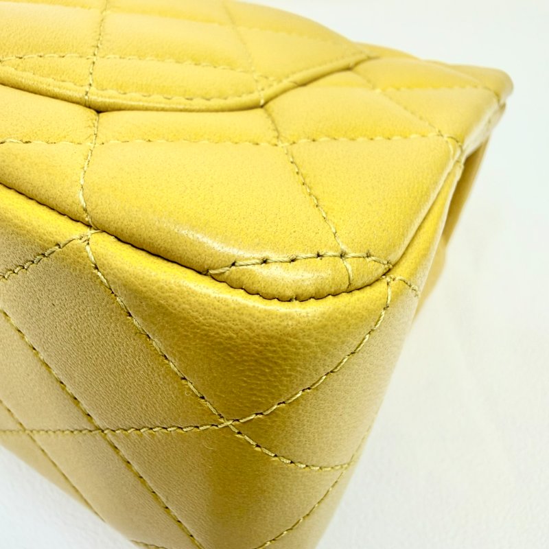 CHANEL - 芥末黃羊皮淡金釦手提把- Coco 20 cm-10