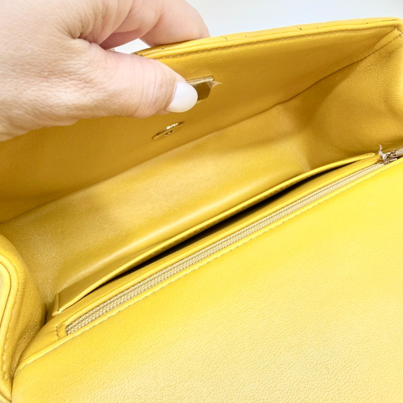 CHANEL - 芥末黃羊皮淡金釦手提把- Coco 20 cm-12