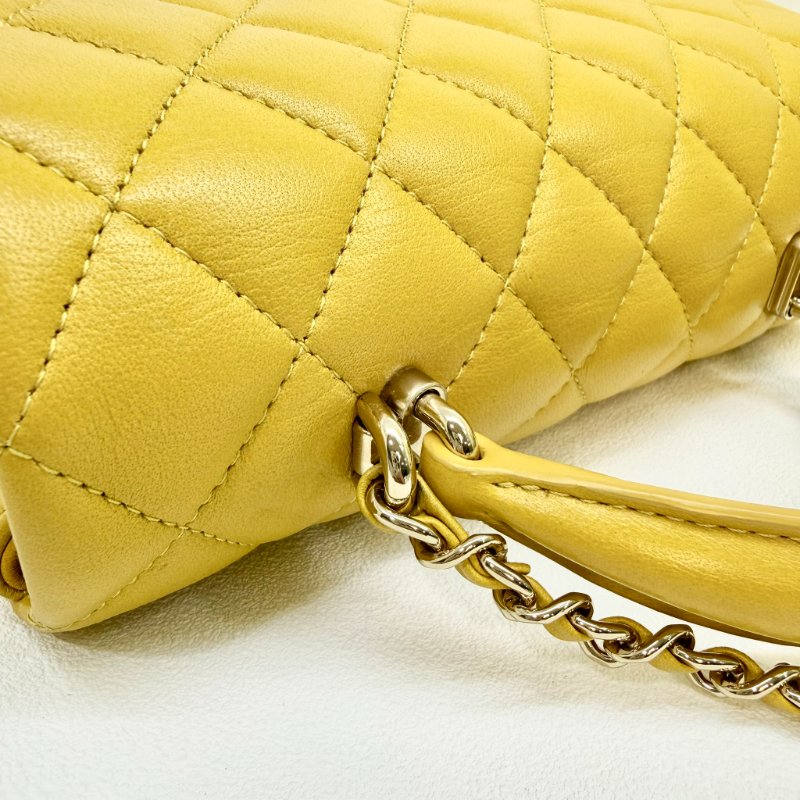 CHANEL - 芥末黃羊皮淡金釦手提把- Coco 20 cm-17