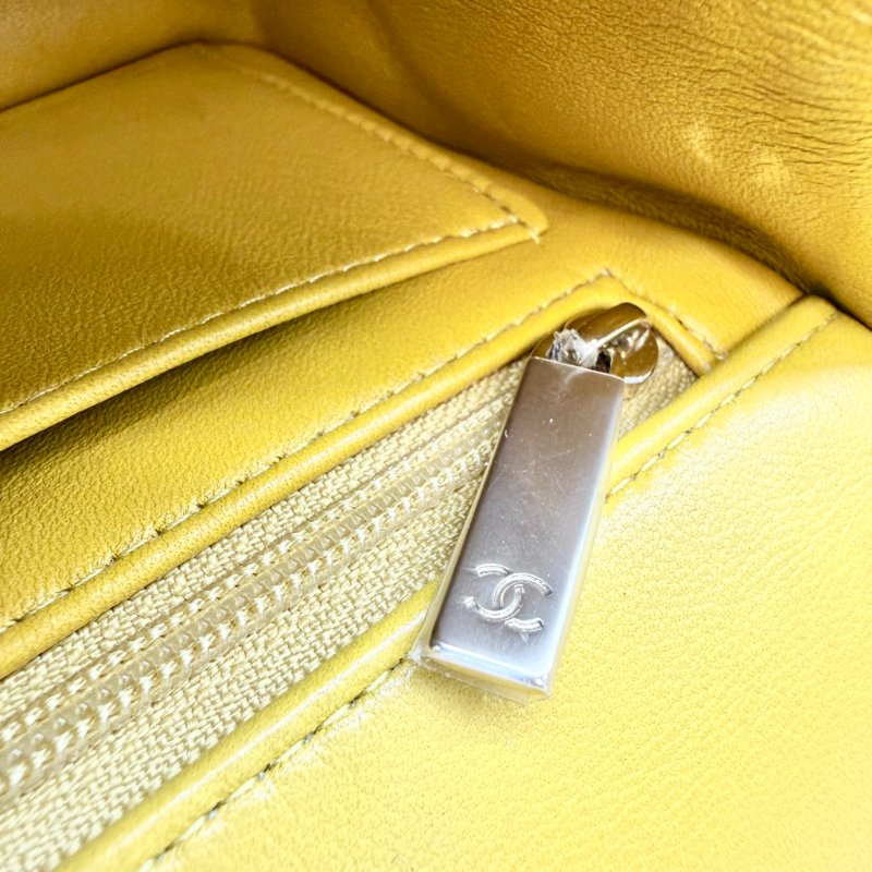 CHANEL - 芥末黃羊皮淡金釦手提把- Coco 20 cm-18