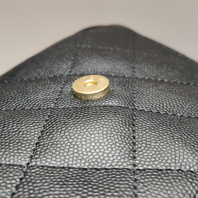 Chanel 25 Bag小號牛皮純色菱格絎縫單肩包-12