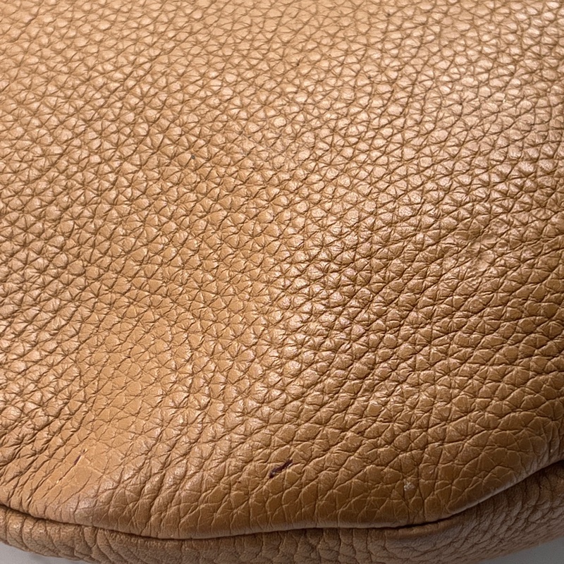 香緹國際精品 941 Prada 卡其肩背包-6