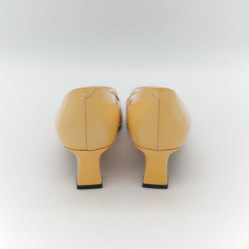 Roger Vivier Belle Vivier Pumps In Patent Leather 裸色 漆皮金色方釦粗跟低跟鞋-4