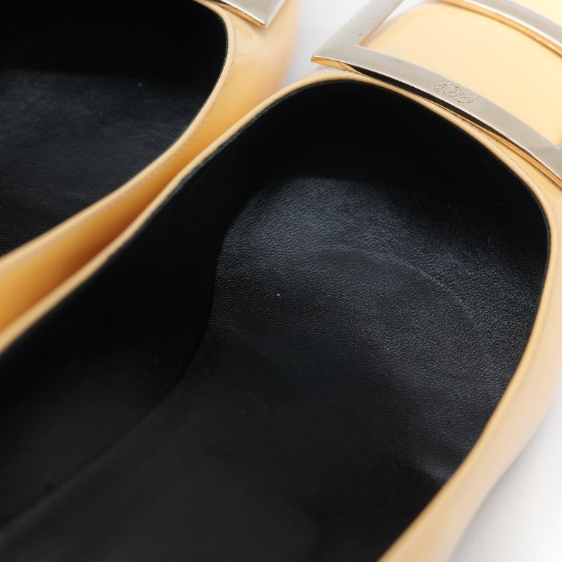 Roger Vivier Belle Vivier Pumps In Patent Leather 裸色 漆皮金色方釦粗跟低跟鞋-21
