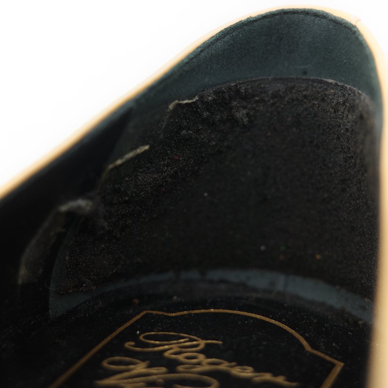 Roger Vivier Belle Vivier Pumps In Patent Leather 裸色 漆皮金色方釦粗跟低跟鞋-24