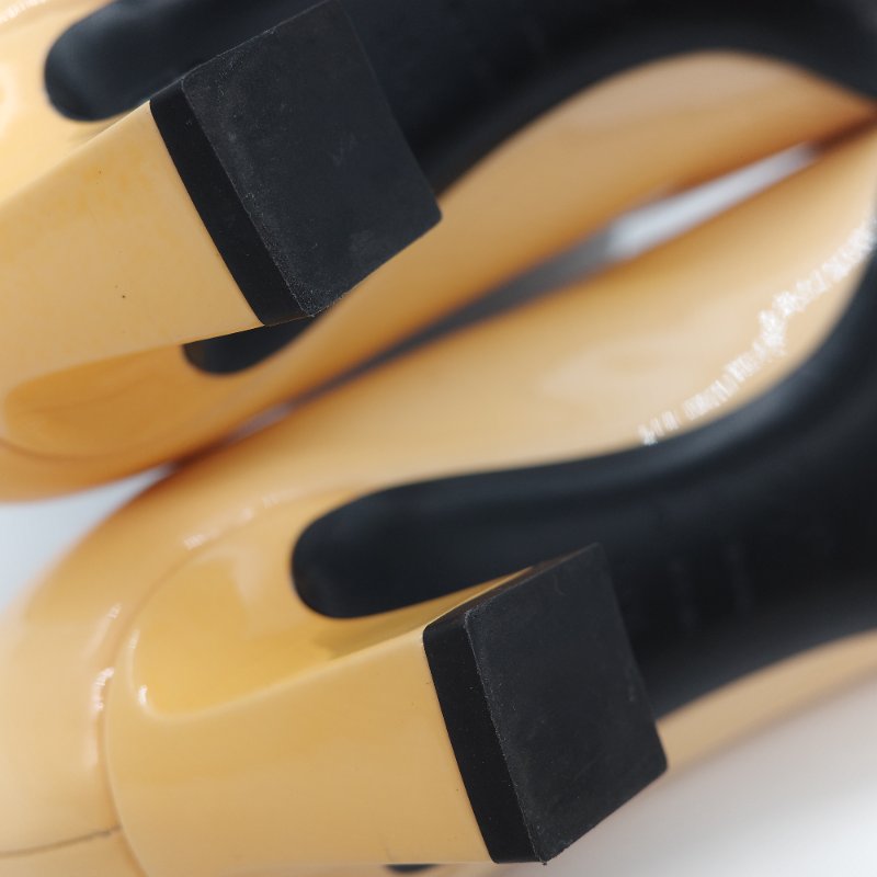 Roger Vivier Belle Vivier Pumps In Patent Leather 裸色 漆皮金色方釦粗跟低跟鞋-29