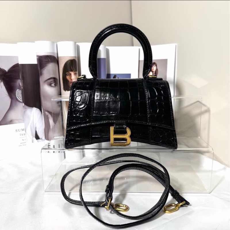 質感拉滿💯限時低價😍Balenciaga巴黎世家黑金亮面鱷魚壓紋xs沙漏包手提包單肩斜挎包-6