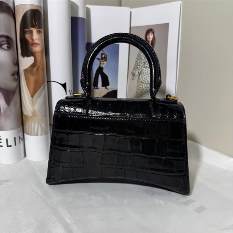 質感拉滿💯限時低價😍Balenciaga巴黎世家黑金亮面鱷魚壓紋xs沙漏包手提包單肩斜挎包-8