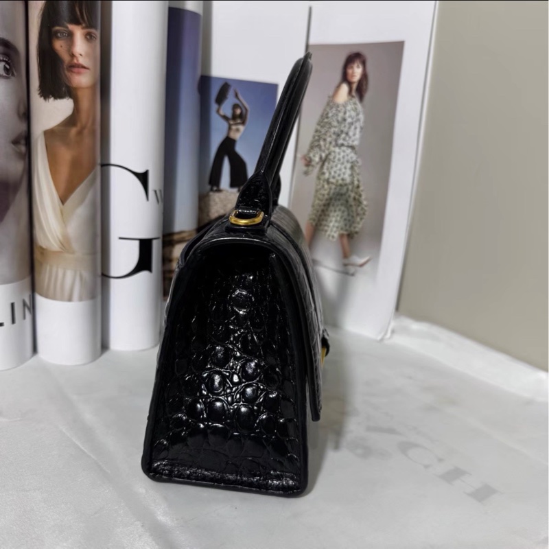 質感拉滿💯限時低價😍Balenciaga巴黎世家黑金亮面鱷魚壓紋xs沙漏包手提包單肩斜挎包-9