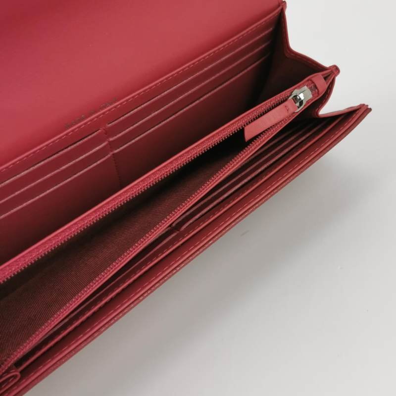 Chanel牛皮純色雙Clogo皮夾-5