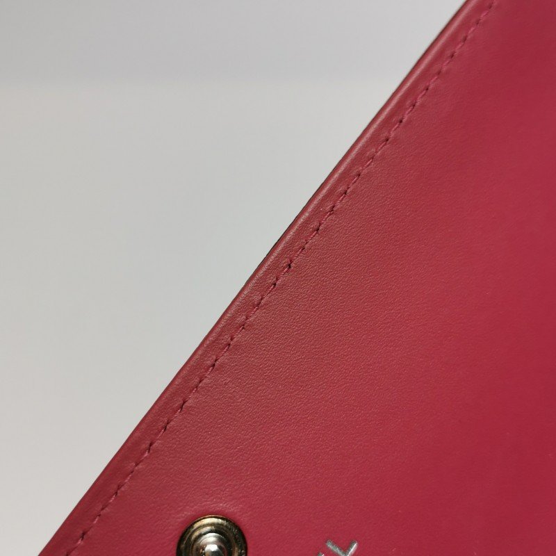 Chanel牛皮純色雙Clogo皮夾-11