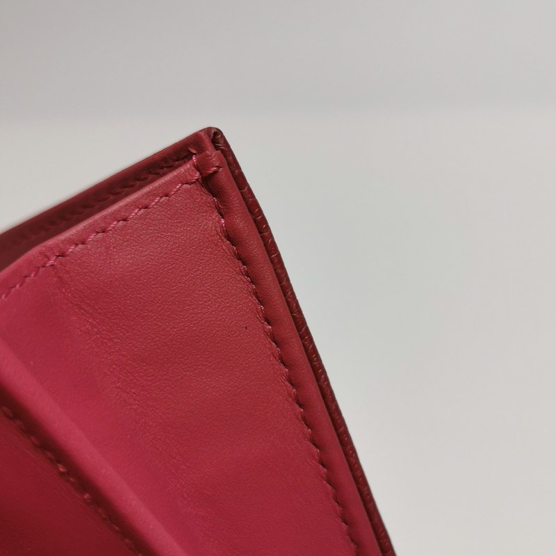 Chanel牛皮純色雙Clogo皮夾-18