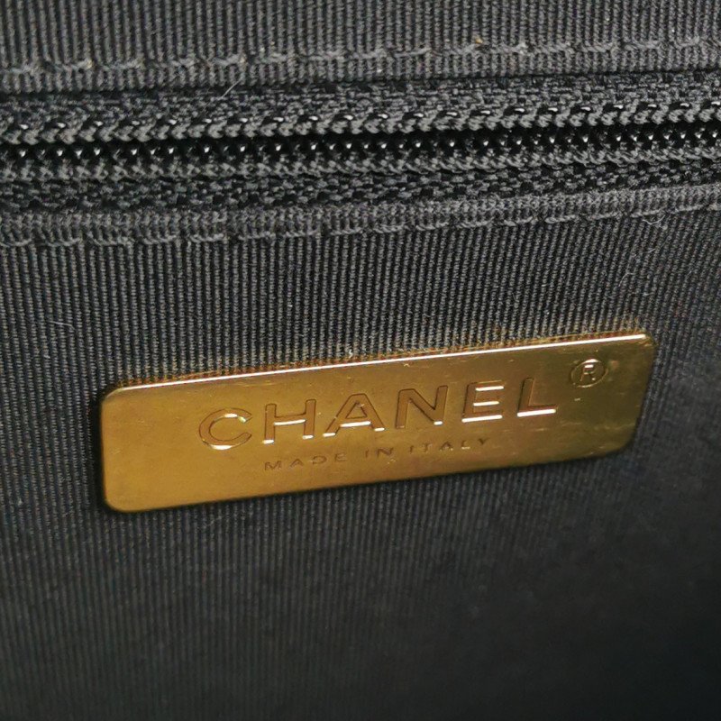 Chanel Flap Bag牛皮純色菱格絎縫斜背包單肩包包-7