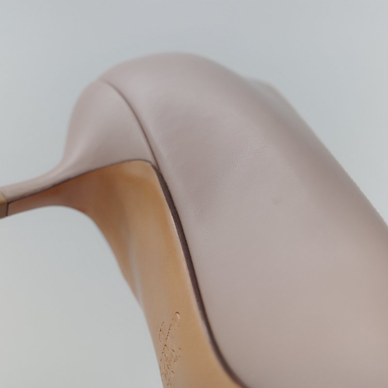 Valentino 范倫鐵諾 藕粉色牛皮 V Logo 淺口 小跟鞋 貓跟鞋 工作鞋-13