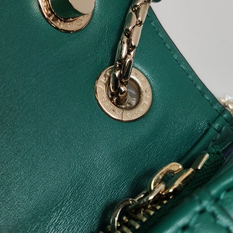 Bvlgari Serpenti Forever蛇頭包中型牛皮純色蛇頭單肩包-15