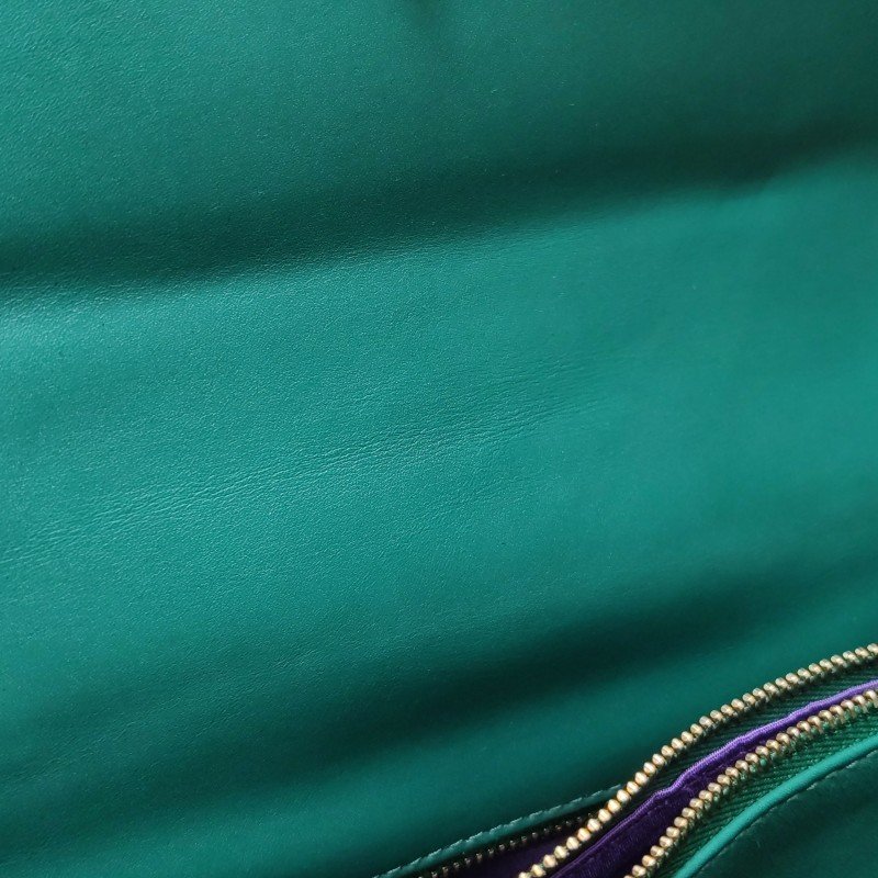 Bvlgari Serpenti Forever蛇頭包中型牛皮純色蛇頭單肩包-16