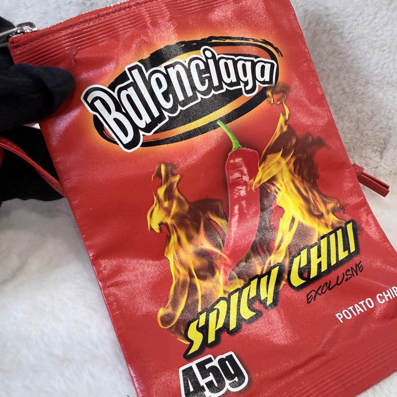 Balenciaga✨巴黎世家 2025春夏CHIPS洋芋片45g薯片手機包鑰匙包鑰匙扣掛件吊飾-8